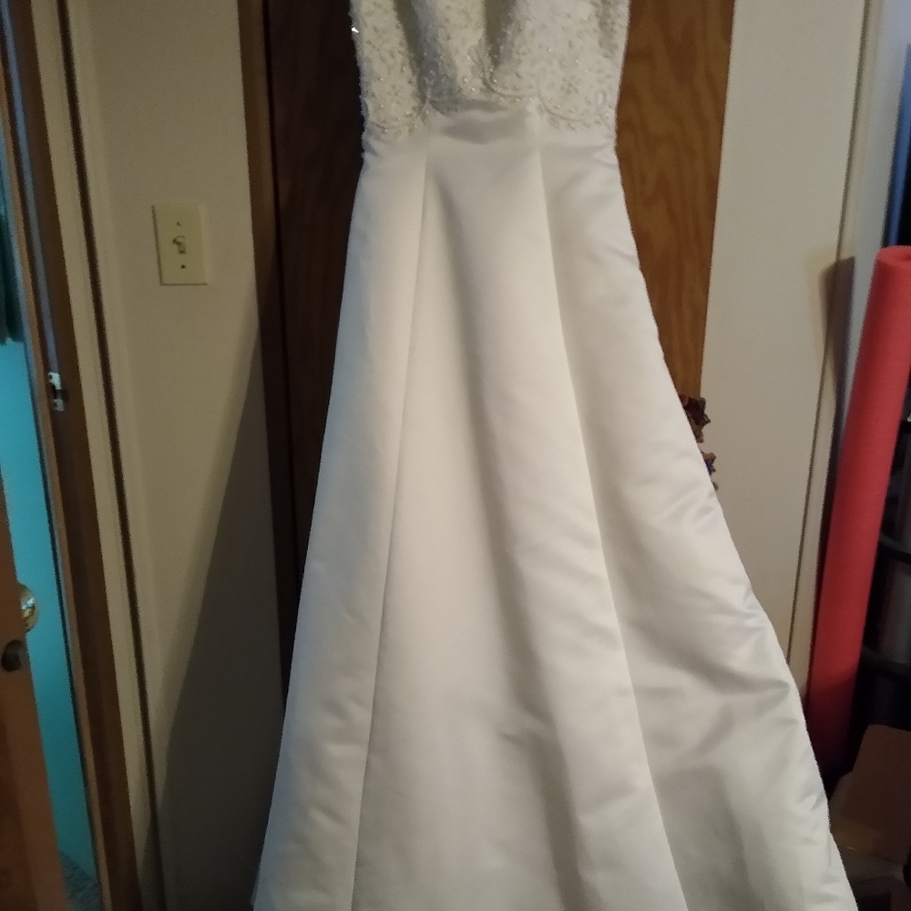 Wedding dress